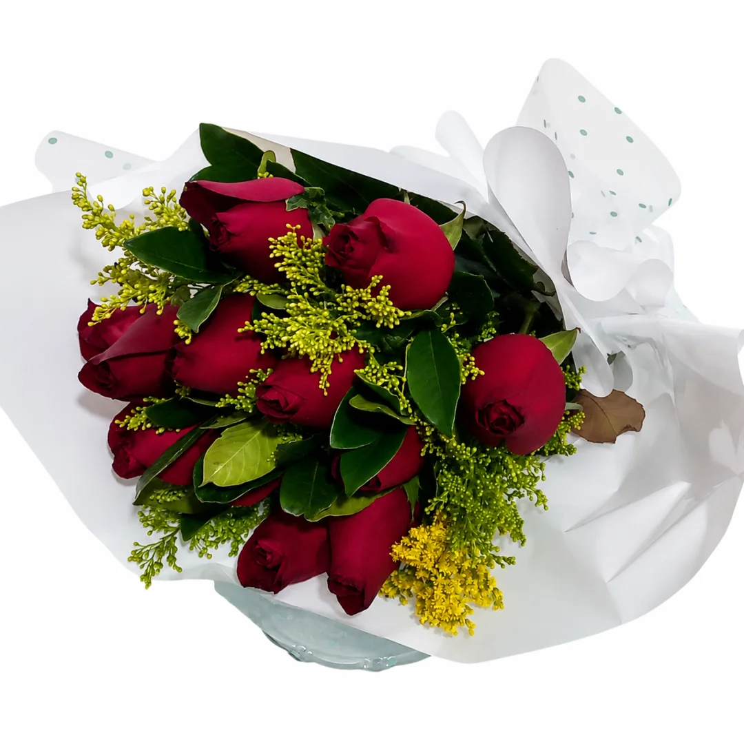 Buquê tradicional com 12 rosas vermelhas