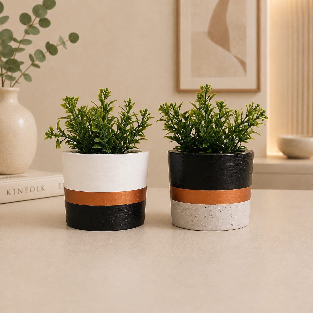 Vasinhos decorativos com plantas artificiais kit 2 unidades